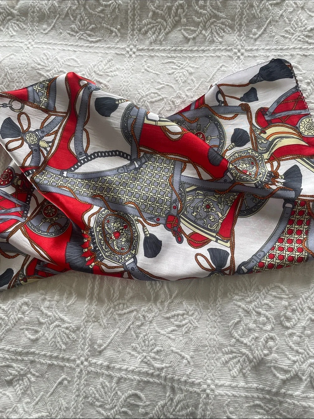 Scarf Satin Feel Red & White Equestrian Print Scarf 19 x 19 new with tags